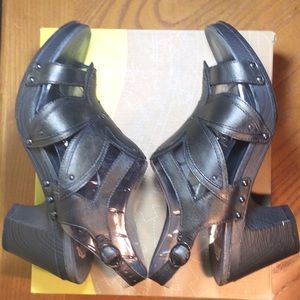 Dansko size 41 black sandal heels